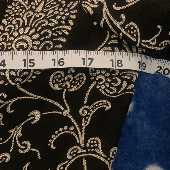 Beautifully fitted Cabi jacket - size 8 - Picture 10 of 13